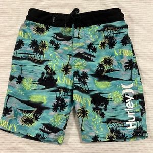 Boys size 7 Hurley Swim/Surf Shorts 🏄🏽‍♂️